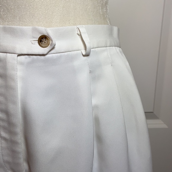 NWOT Talbots White Shorts - Picture 2 of 7